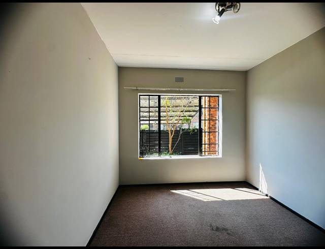 2 BEDROOM APARTMENT FOR SALE IN SONNEVELD